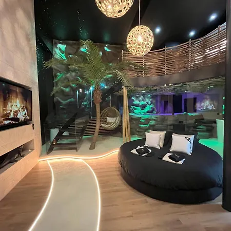 Omira - Nuits D'exception & Love hotel Bordeaux