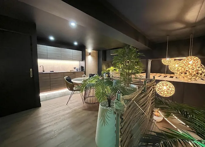 Omira - Nuits D'exception & 3* Bordeaux