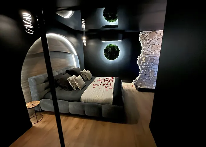 Motel para Casais Omira - Nuits D'exception & 3*