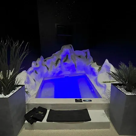 Omira - Nuits D'exception & 3* Bordeaux