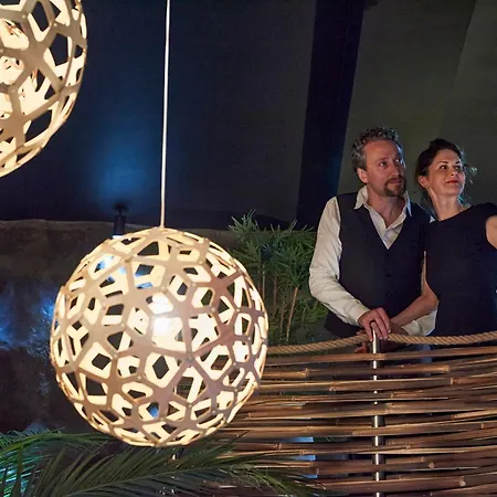 Omira - Nuits D'exception & Liebeshotel Bordeaux