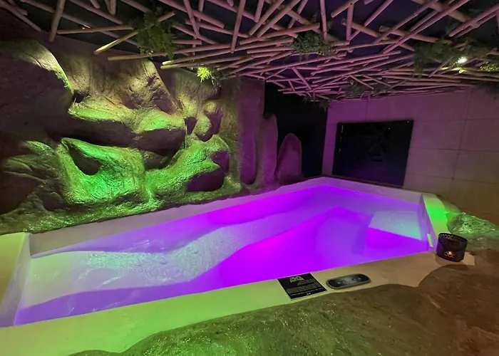 Omira - Nuits D'exception&spa Bordeaux